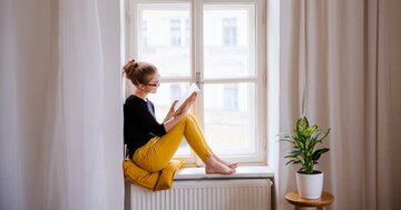 大学4年間でどんな本を読むべきか? 大人にも役立つ納得の回答