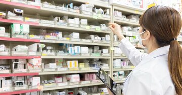 製薬会社を襲う「特許の崖」乗り越えるために必要な戦略とは?
