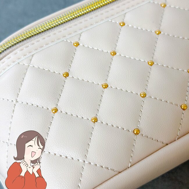 いつものメイク道具がまるっと入った！ニトリの「おしゃれ大容量ポーチ」ガバッと大きく開いて使いやすい！《購入レビュー》