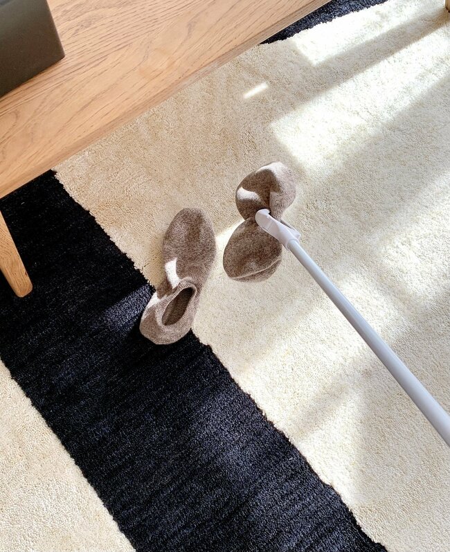 「もう5本ぐらい購入しました」カインズの“ひざと腰がラクになるアイテム”無い生活に戻れないよ！「しゃがむ苦痛から解放されました」《購入レビュー》