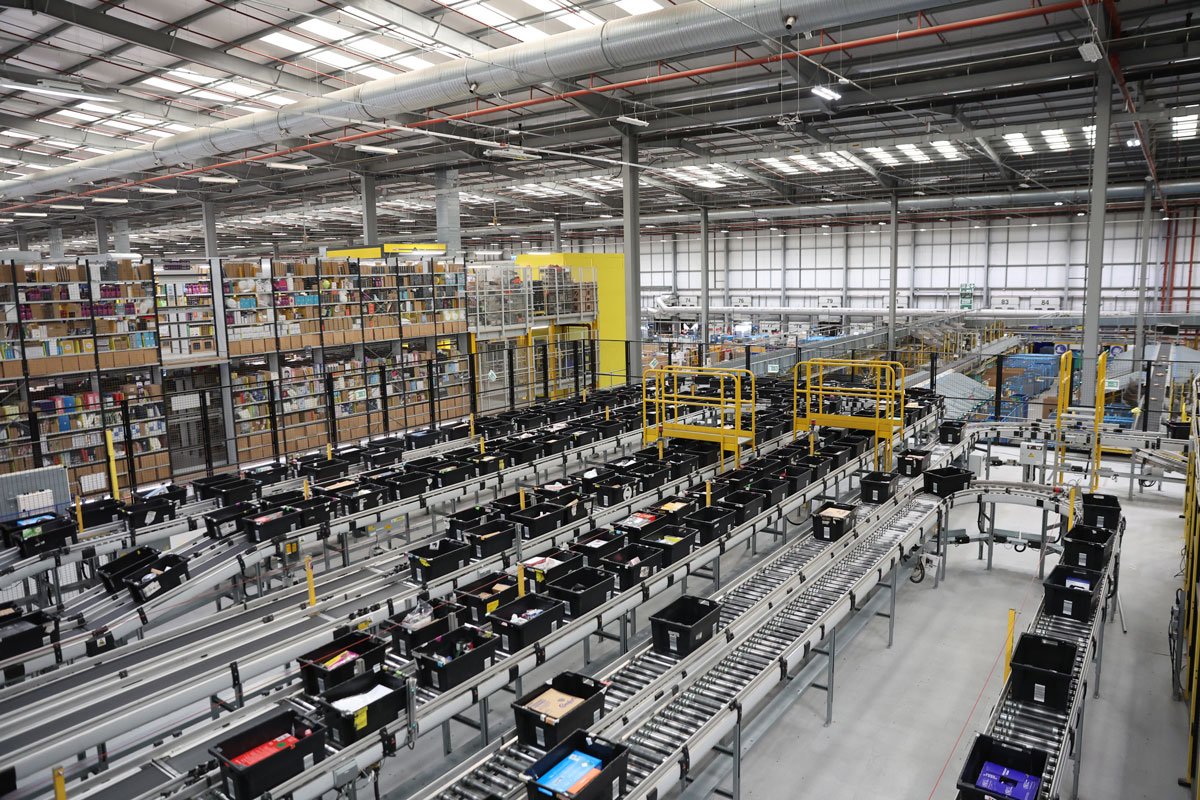 米アマゾン10億ドル物流ファンド、鈍い投資ペース