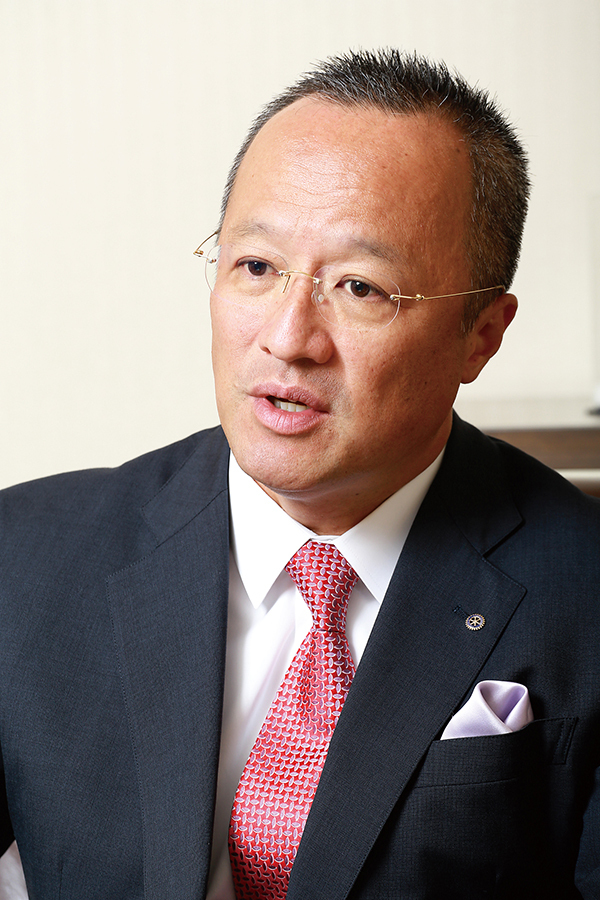 小さなホテルのようにお客さまをもてなしたい<br />──定保英弥・帝国ホテル社長兼東京総支配人