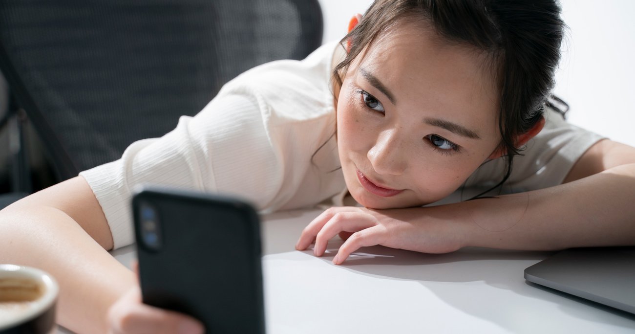 SNSの投稿で分かる性格診断、「メールでは別人格」の人はなぜ？
