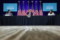 民主党離れが加速、米国の中南米系有権者
