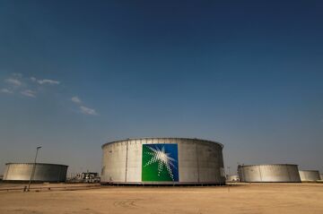 サウジアラムコ、増産目指す独自路線のリスク