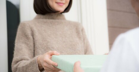 なぜ高級なお菓子よりミスドが喜ばれるのか？相手の心に最も響く「手土産」の条件