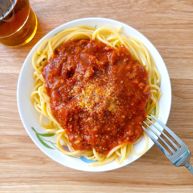 思わずまとめ買いした…！セリアの「昭和レトロな食器」チューリップ柄が可愛すぎる！