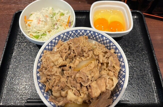 吉野家と松屋、店内を見れば一発でわかる「大きな違い」