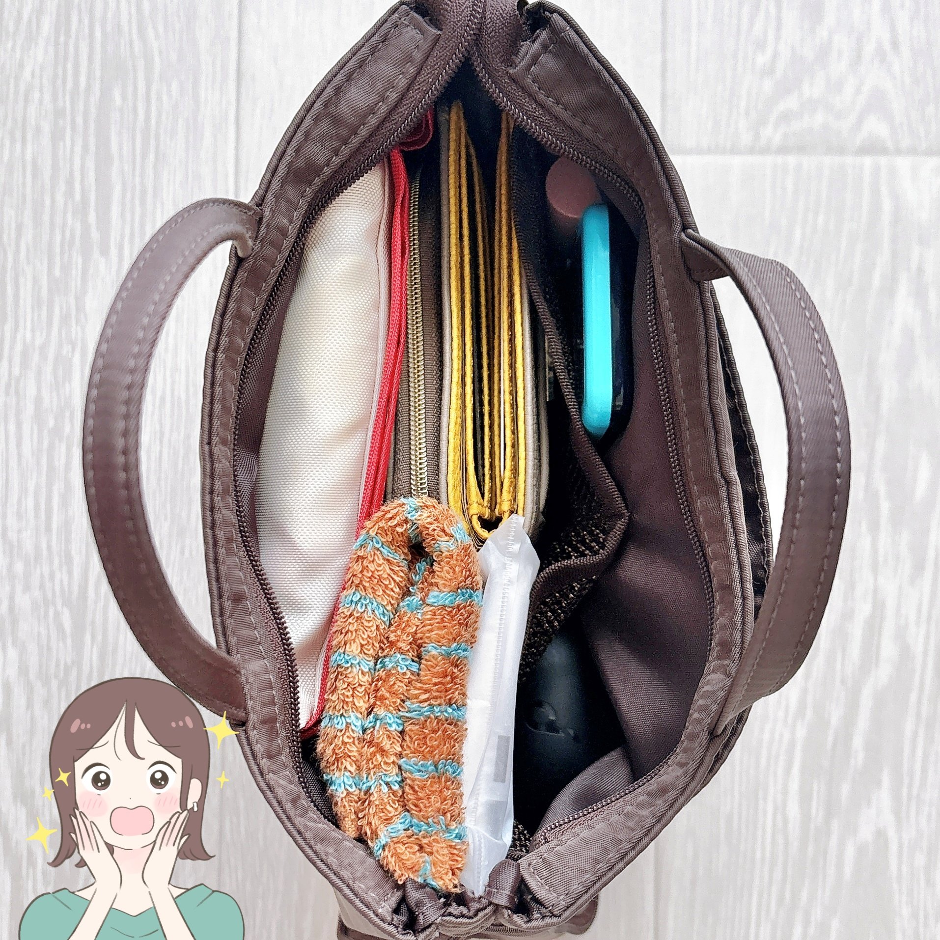 お薬手帳や内服薬がまるっと入った！アフタヌーンティーの「ポケットたくさんバッグ」マチの大きさを変えられて便利！《購入レビュー》