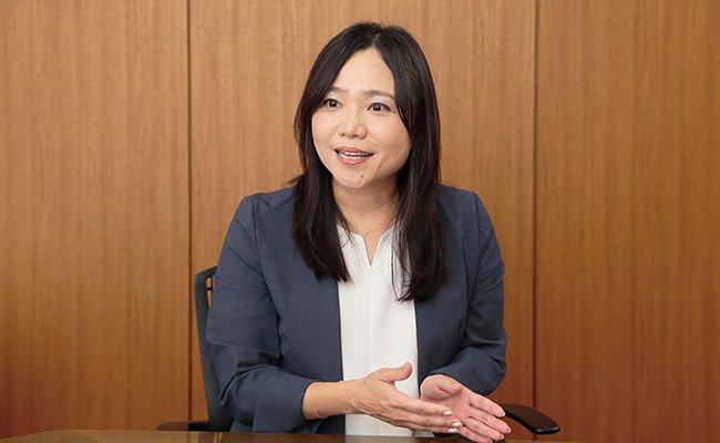 海外拠点を拡充、人と挑戦を大切にする化学品総合物流企業