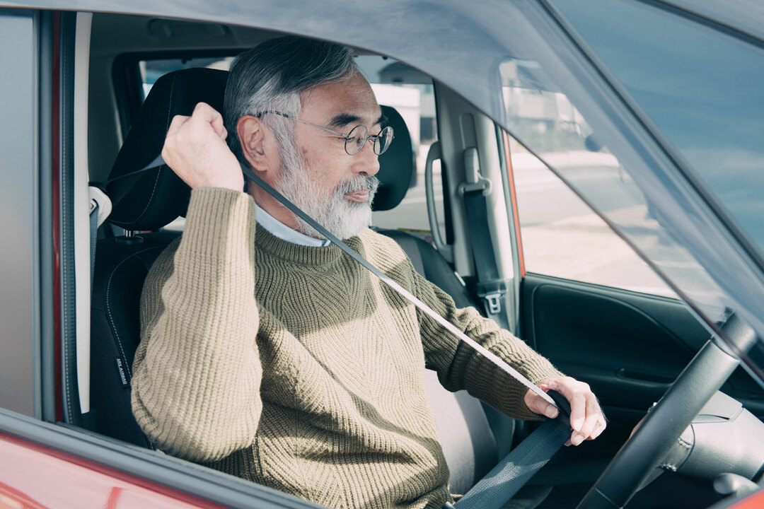 全国各地で「補償運転」という高齢ドライバー対策が徐々に広がっていますが、なかでも北陸の動きが活発です。