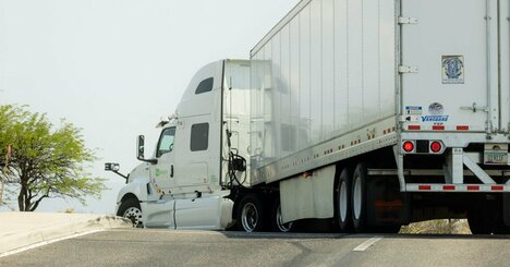 自動運転トラック、商業化にはまだ多くの壁