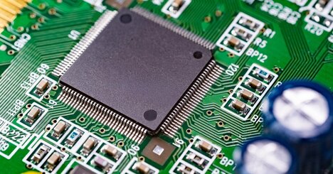 ニデック・京セラ・オムロン、電子部品メーカー3社「採用大学」ランキング2025！工業系と並んで上位の大学は？