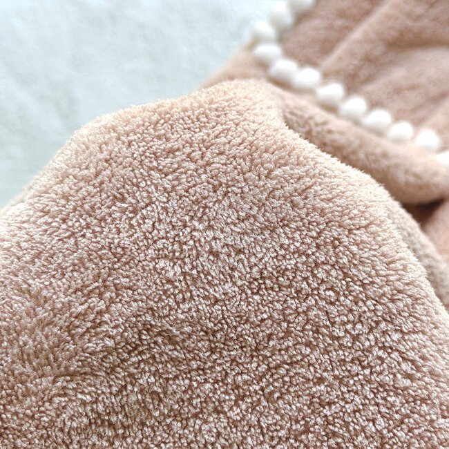 思わずまとめ買いした！ダイソー姉妹店の「ドレスの形をしたタオル」が掛けておくだけで可愛い！洗面所が一気に華やかになりました！