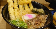 「味は守られるのか」すかいらーくHDが「資さんうどん」買収でファン不安…ファストリ出身社長の去就が鍵に？