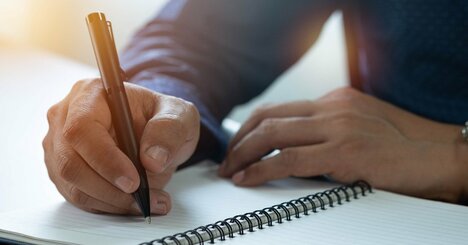 「仕事ができる人」のメモの習慣…「なにをメモして、なにを書かないか」の基準とは？