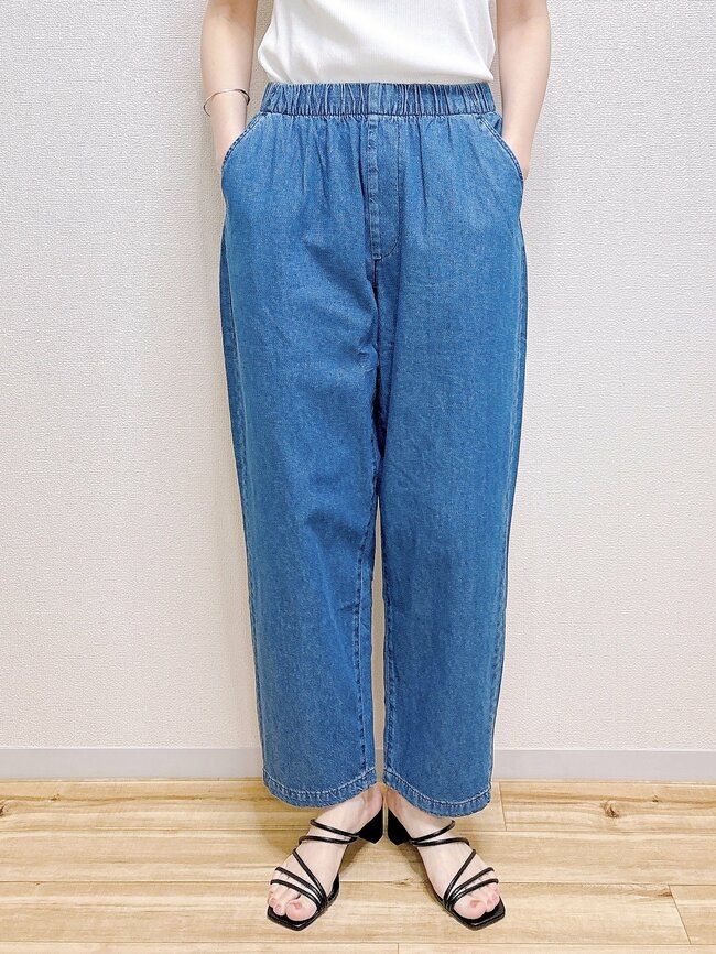 「5本目の購入です」「買って後悔なし」無印良品の“1990円パンツ”がどこへ行くにも快適で手放せない！「理想的なワンマイルウェア」