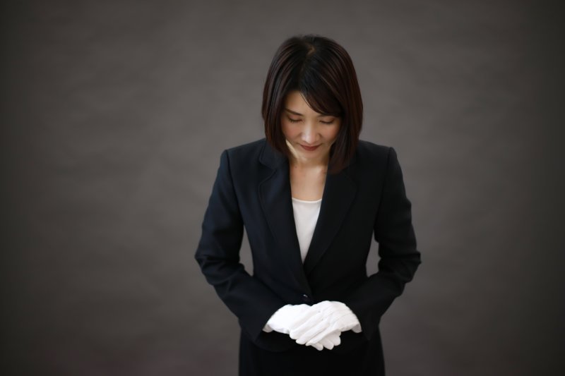 身近な人が亡くなったとき、病院紹介の葬儀社を選ぶ必要はない