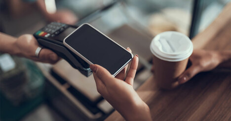スマホ決済は古い？ 中国に広がる顔認証搭載レジ