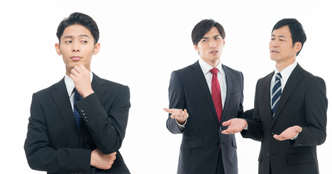 なぜ“文系”と“理系”は社内対立してしまうのか 「未開の人」と「野暮な人」の仁義なき闘い