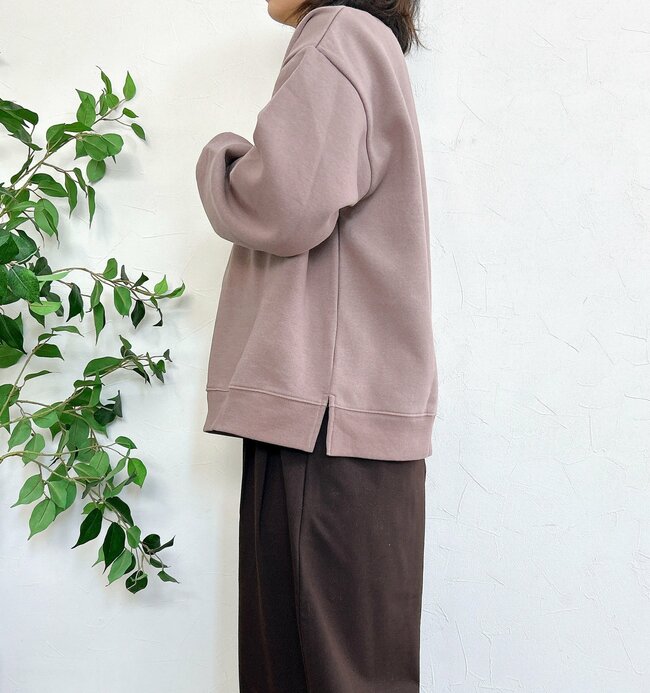 「1枚でもあったかくて着やすい」ハニーズの“ぽかぽかトップス”ゆったり着られて体型カバーもバッチリです!「別のカラーも欲しくなりました!」「体の線を拾わないからスッキリ見える」