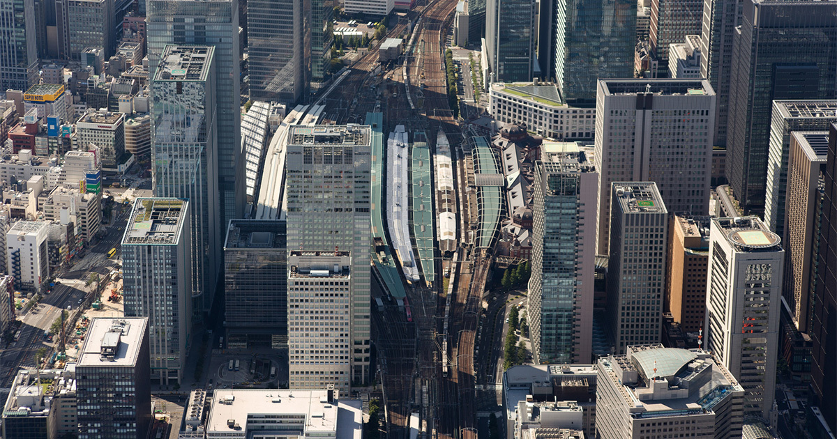 東京駅前の再開発、三菱地所の老獪ゼネコン操縦術