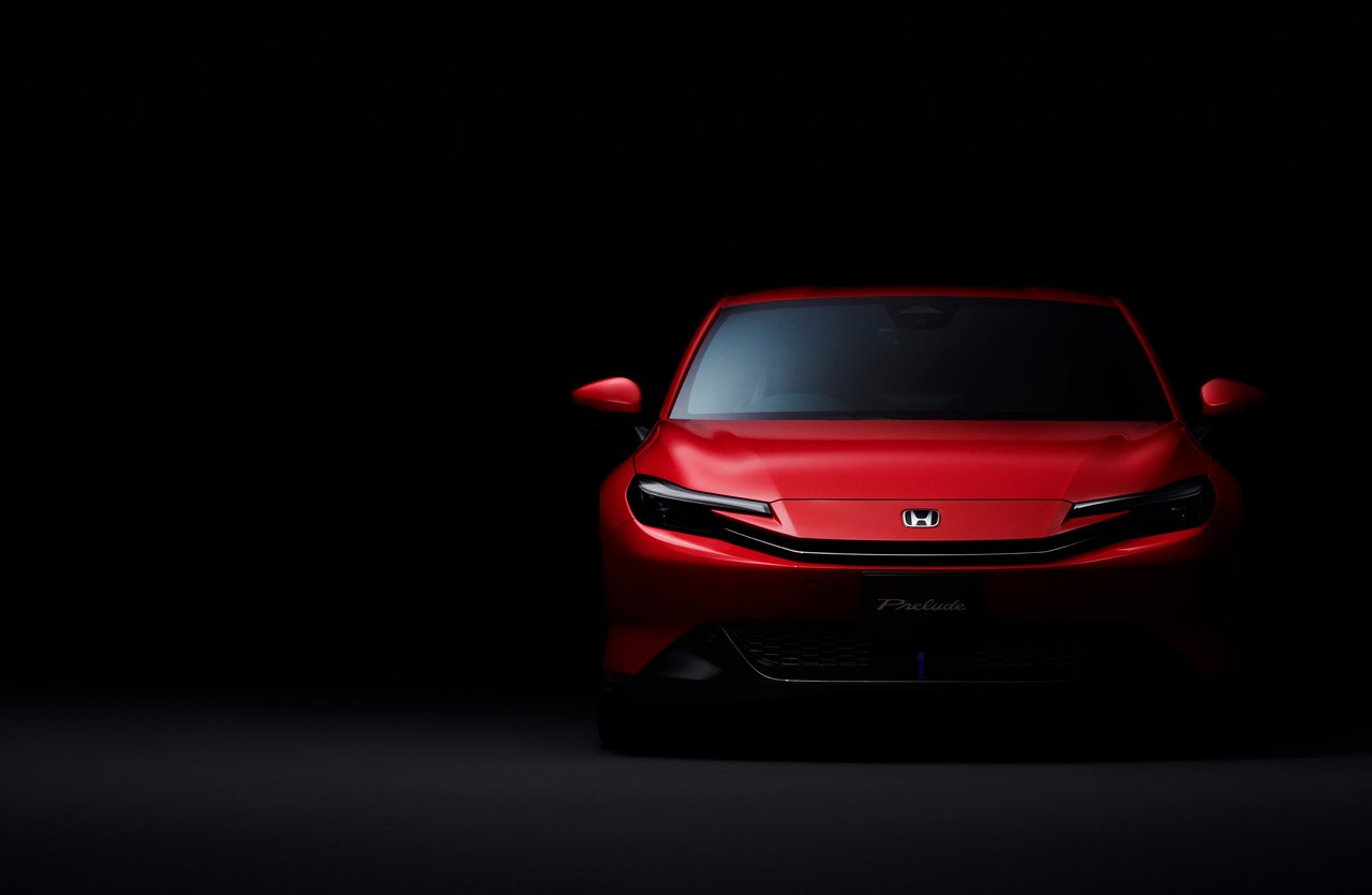 プレリュードは、低さを感じさせるデザインが採用されている