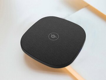 エミライ、ワイヤレス充電器「NEST」を一般販売