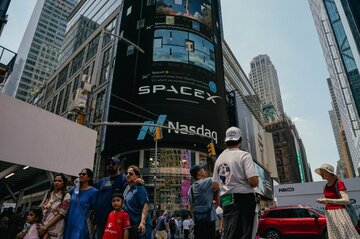 スペースXは指数連動ETFに含まれる？ 悩む必要なし