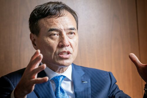 写真_本文サントリー新浪本文内挿入