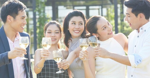 ヨットでランチに…普通の会社員が「富裕層の趣味」をマネしたら人生が一変した