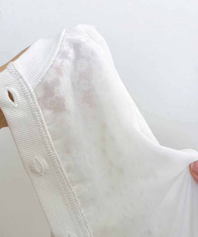 「一目で惹かれました」「高級感があります！」ハニーズの“ふんわりカーディガン”がオシャレだと大好評…！「チュールに花柄が可愛い」