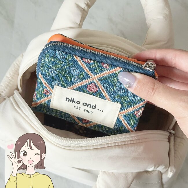 普通の財布に戻れないかも…！ニコアンドの“ガバッとひらくミニ財布”小銭が取りやすくて感動！「想像以上に可愛い」「一目惚れで買いました」「本当に買って良かった」《購入レビュー》
