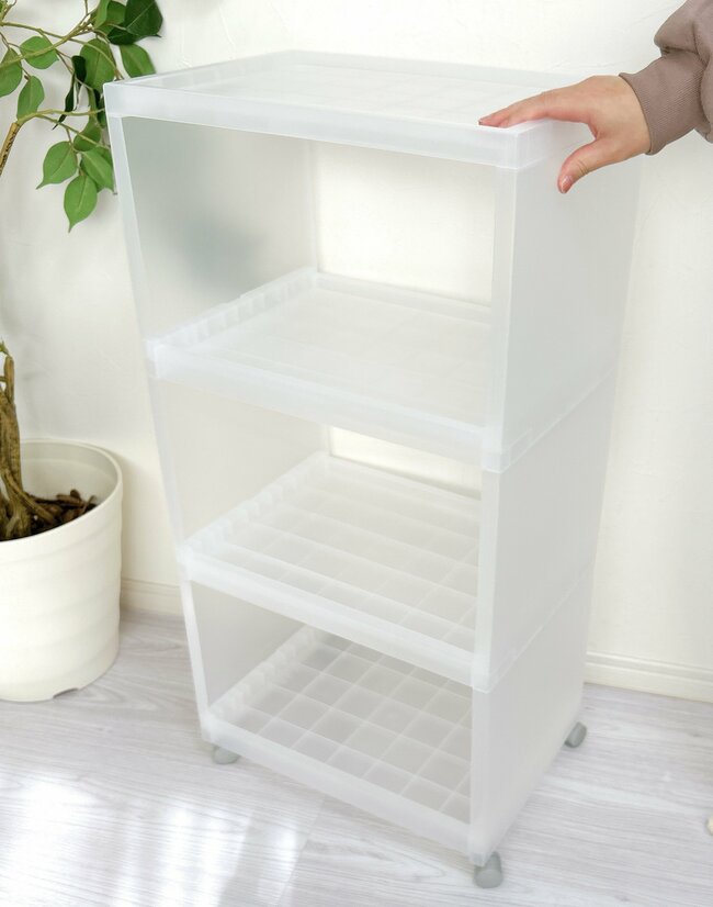 「整理したかったものが全ておさまりました」無印良品の“1990円の収納棚”部屋がスッキリ片付いちゃった!「思い切って4つも買ったが大正解!」「見た目もスタイリッシュ」