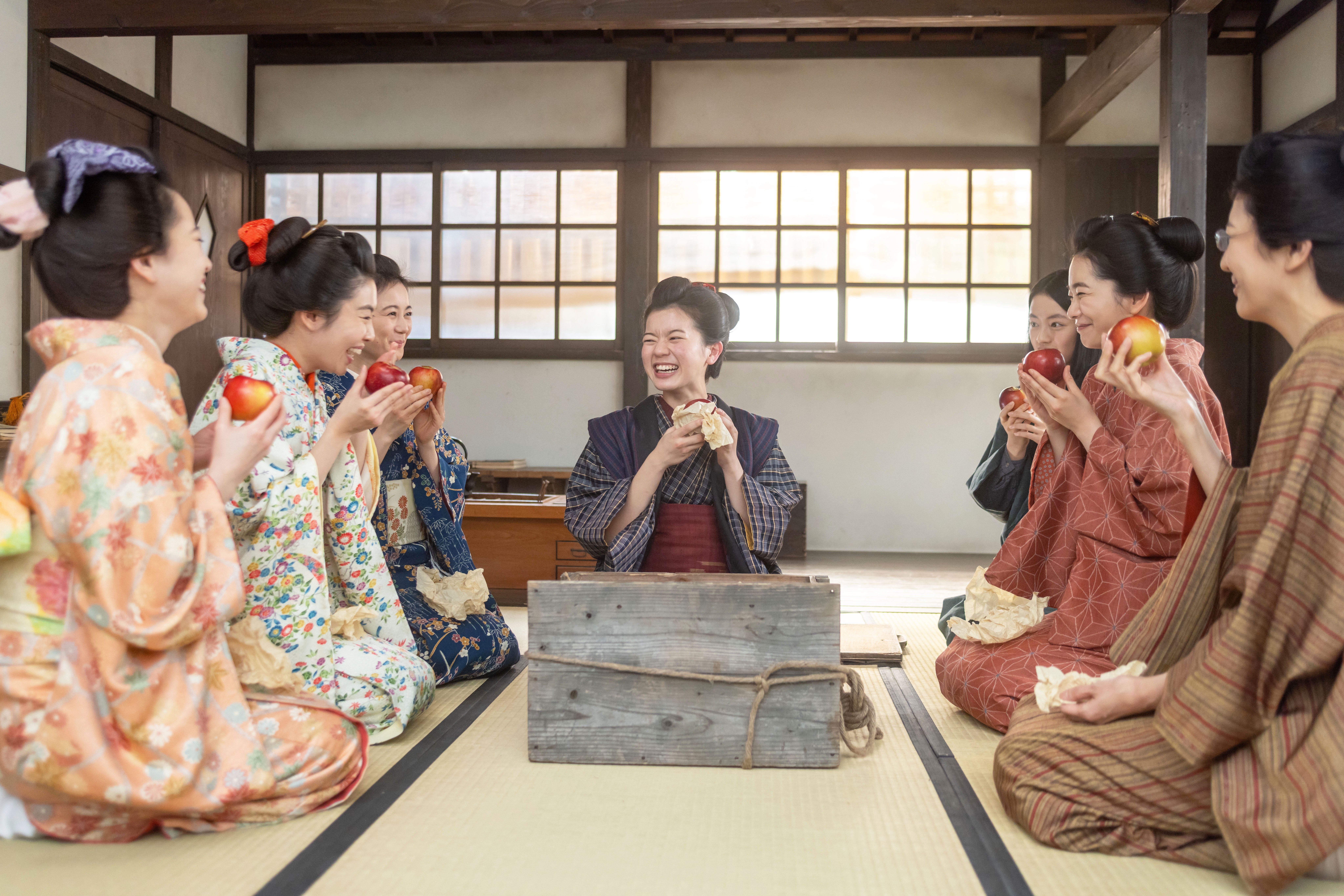 8分間の“説明ゼリフ”が長すぎる！ようやく明かされた朝ドラヒロインの「生い立ち」〈風、薫る第25回〉