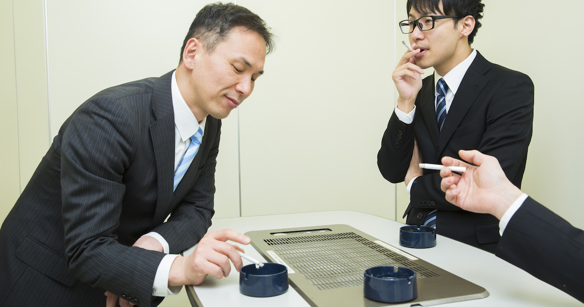 タバコ休憩は不平等? 非喫煙者向け有給休暇「スモ休」導入の狙い