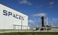 スペースX、26年収入がNASA予算を超える見通し=マスク氏
