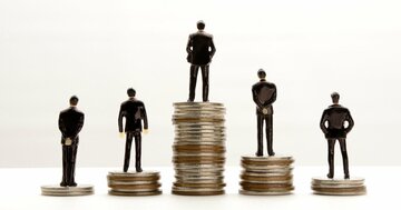 年収が高い証券・保険会社ランキング2024【トップ5】野村や東京海上を余裕で抜いた年収1600万円超のニューカマーは？