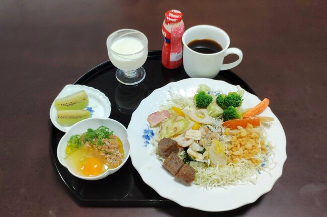写真:石井医師の朝食(3)