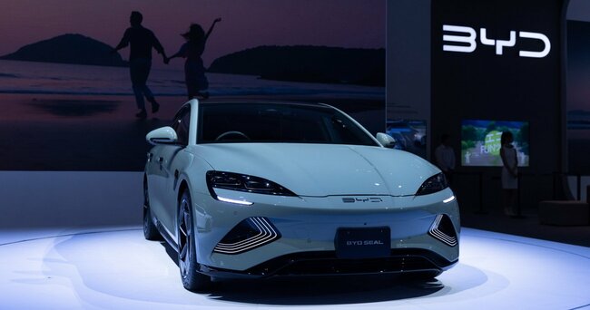 2030年「世界の新車の3分の1」が中国車に！トヨタ・ホンダ・日産はどう迎え撃つのか？