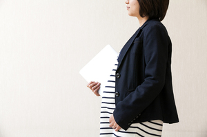 転職してすぐ妊娠・出産は、是か非か