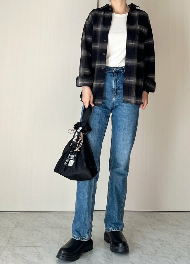 「サイズ感、見た目、全て好み」ニコアンドの“おしゃれエコバッグ”巾着のシルエットが可愛すぎる！「3つ買いしちゃいました」「意外とたくさん入るので便利」