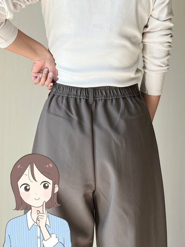 「痩せて見える!」「全色購入した」GUの“1990円ワイドパンツ”たっぷり着回せてコスパ抜群です!「脚の形が全く出ない!」