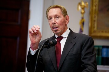 オラクル会長、息子のワーナー買収資金調達で借り入れ急増