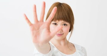 【気遣い不要】空気を読めない人ではなく「空気を読まない人」になれる魔法の思考法<予約の取れないカウンセラーが教える>
