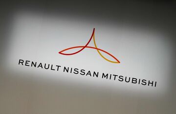 日産・ルノー・三菱連合、統合か資本関係見直しを