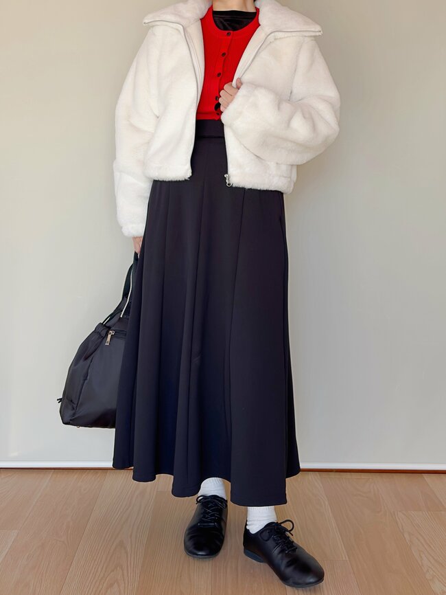 「マフラーいらずで暖かい」GUの“ふわもこアウター”ころんとしたシルエットが可愛すぎる!「これ一着で、ほかほかする」「暴風の中でも風が入ってこない」