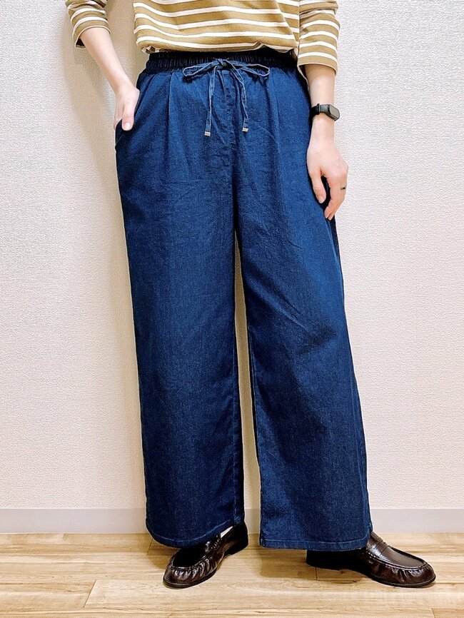 どの角度から見てもシルエットがきれい!しまむらの「脚が長く見えるパンツ」着回し力もバツグンなんです!