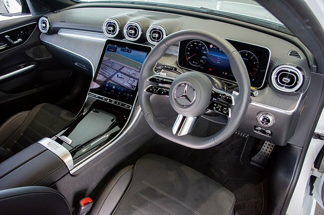 C200 Stationwagon Sportsインパネ