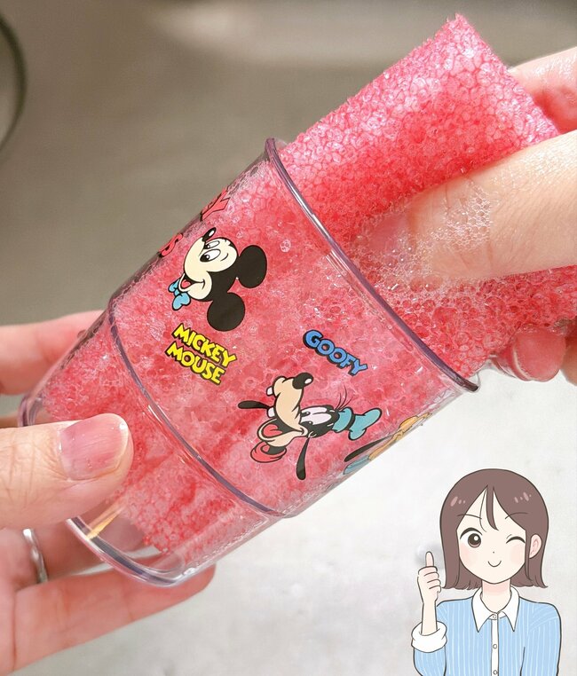 ディズニーランドのお土産みたい!セリアの「可愛すぎるコップ」昭和レトロなデザインがたまらない!《購入レビュー》